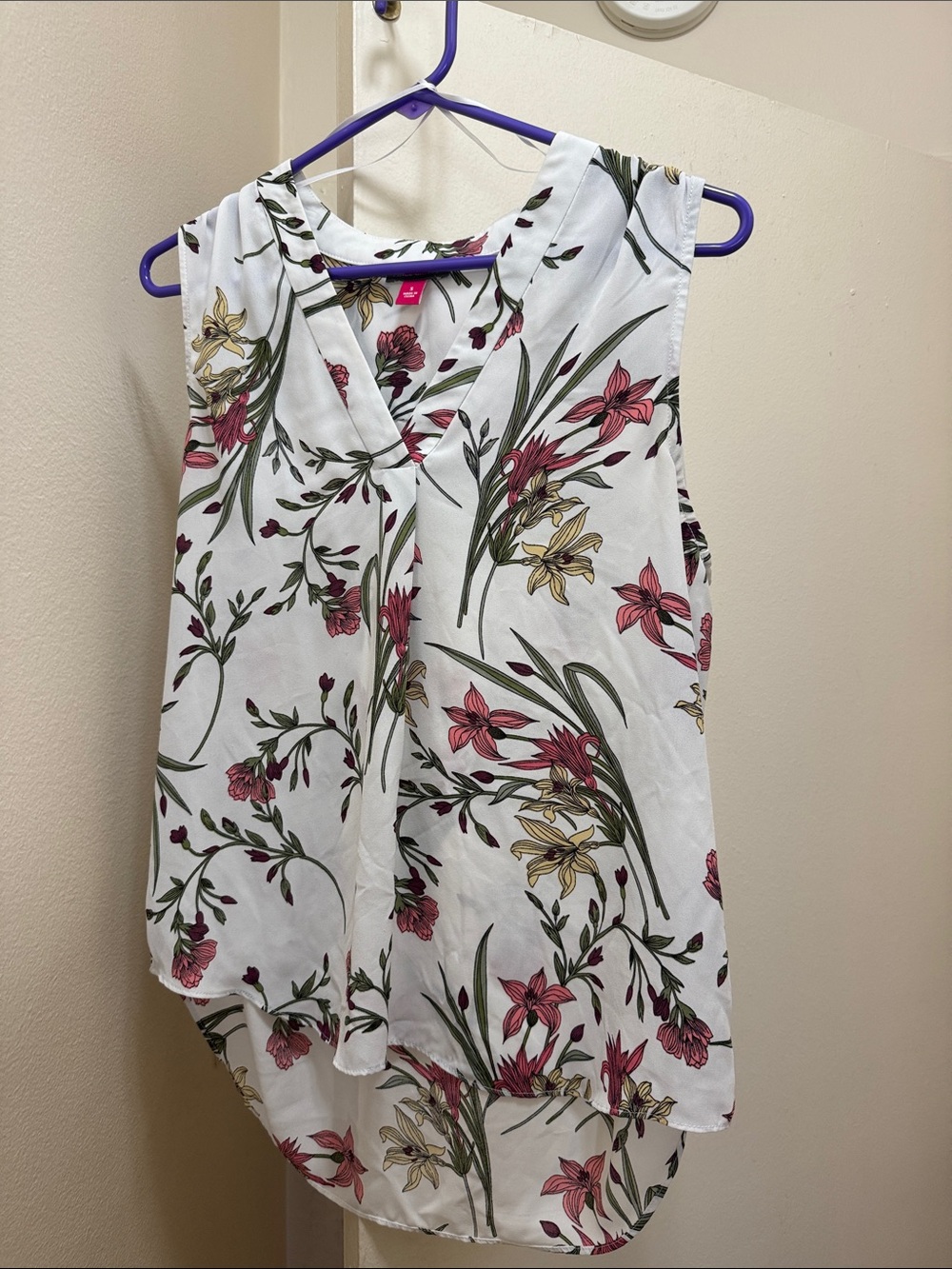 Women's Floral Sleeveless V-Neck Top - White with Pink & Yellow Flowers